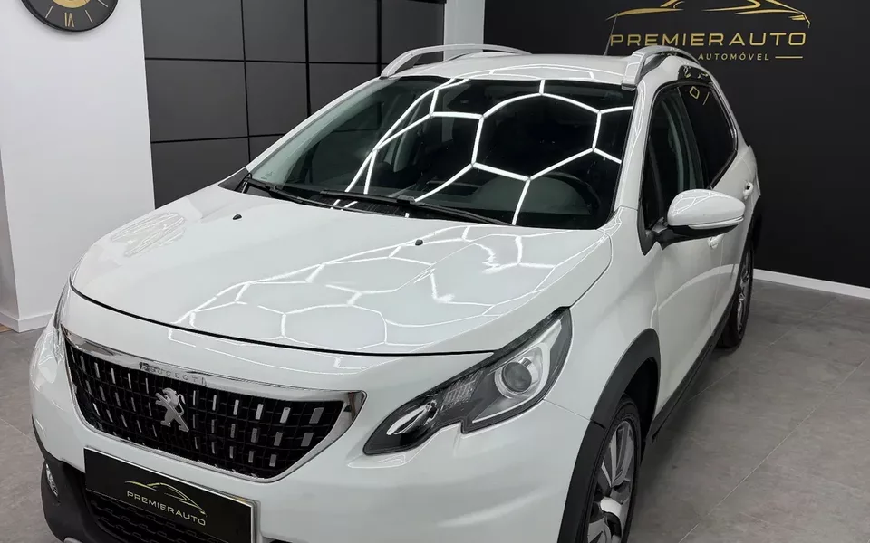Peugeot 2008 1.2 PureTech Allure