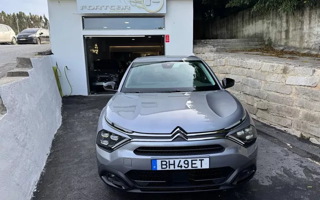 Citroën C4 X 1.2 PureTech Plus EAT8