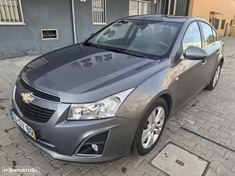 Chevrolet Cruze 1.7 VCDi LTZ