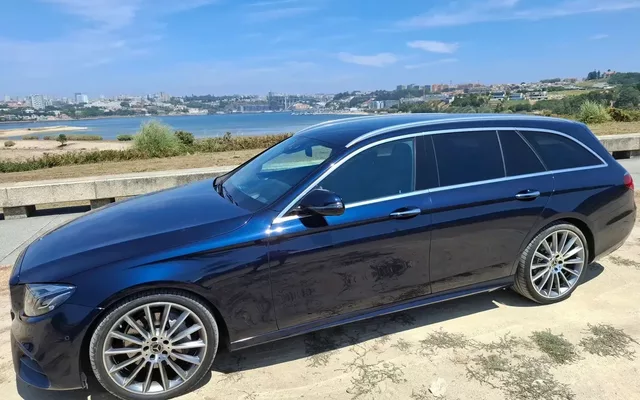 Mercedes-Benz E 220 d AMG Line