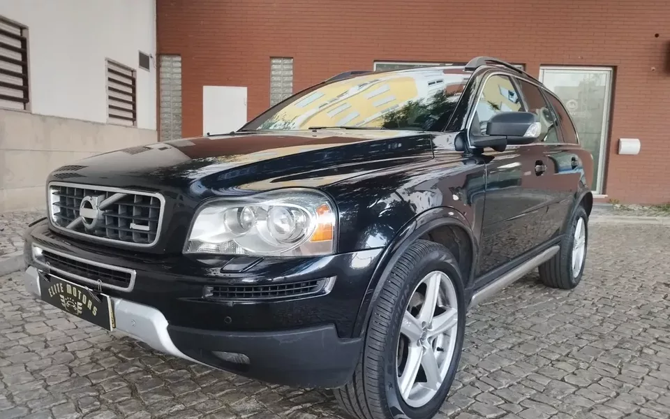 Volvo XC 90 2.4 D5 7L R-Design AWD 215g Geartronic