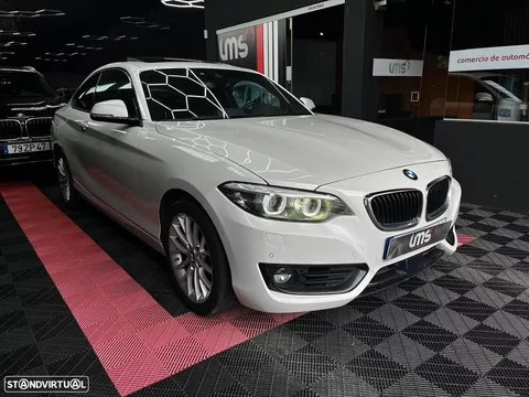 BMW 218 i Coupe Line Luxury Auto
