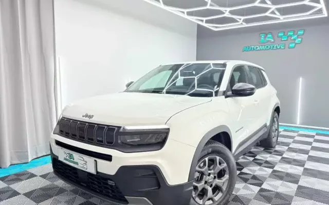 Jeep Avenger 2024 54 kWh Longitude
