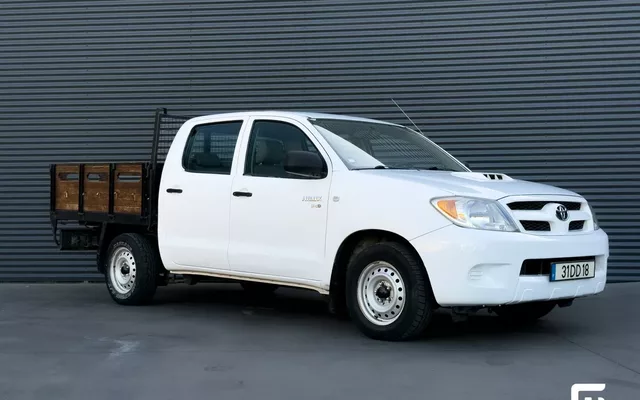 Toyota Hilux 2.5 D-4D 2WD CD