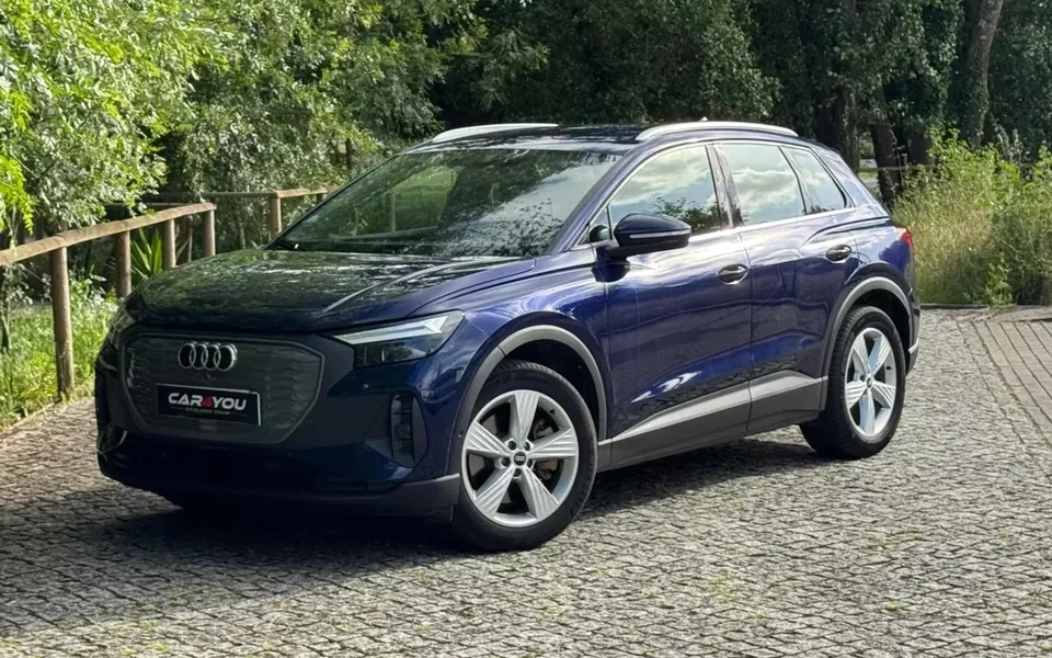 Audi Q4 e-tron 40 63 kWh SE Business