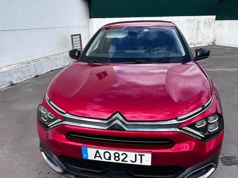 Citroën C4 X