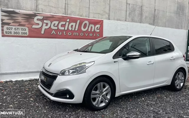 Peugeot 208 1.2 VTi SE Style