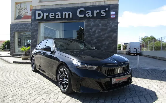 BMW 530 e Pack Desportivo M