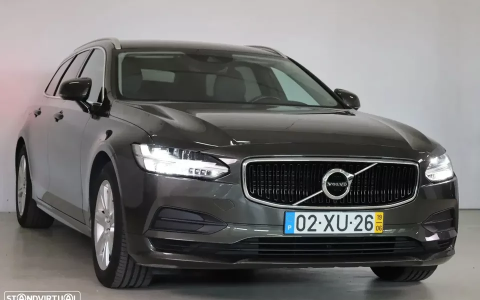 VOLVO V90 2.0 D4 MOMENTUM PLUS GEARTRONIC – 190 CV – NACIONAL – 1 PROPRIETÁRIO