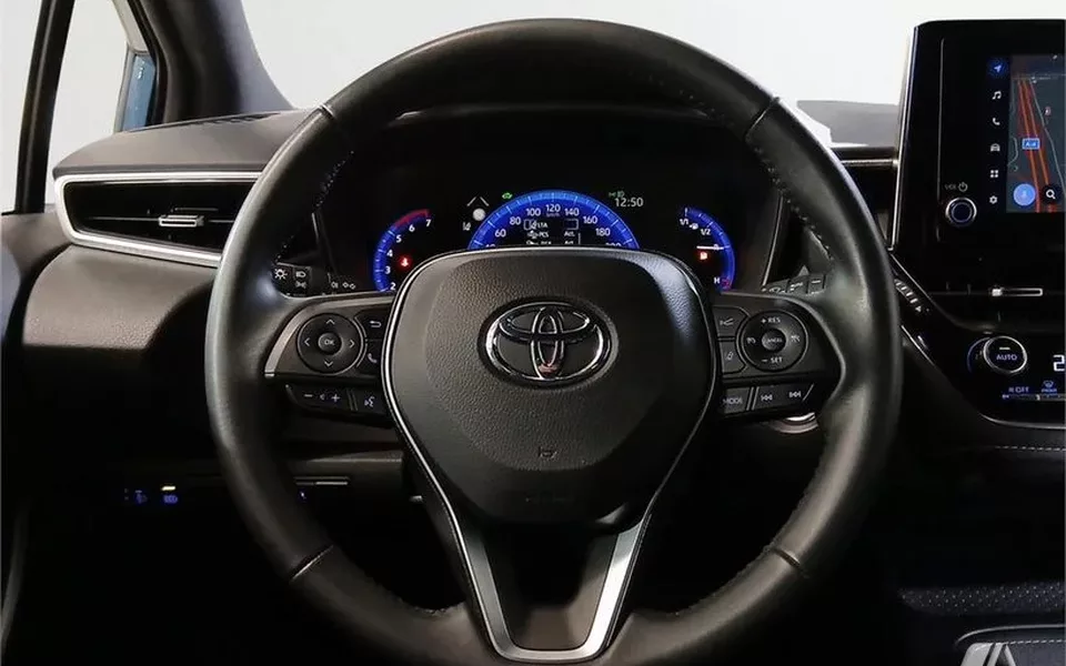 TOYOTA Corolla COROLLA 1.8 125H STYLE E-CVT