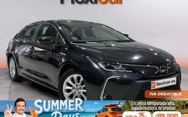 TOYOTA Corolla Sedán Active Tech