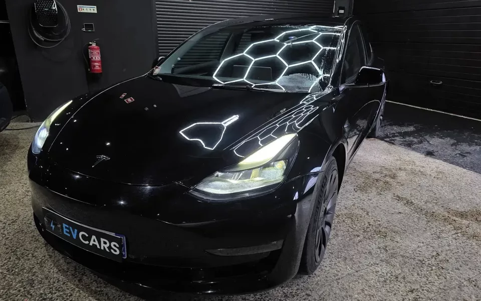 Tesla Model 3 Premium Long Range RWD