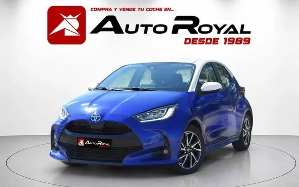 TOYOTA Yaris 1.5 VVT ICONIC HYBRID CVT