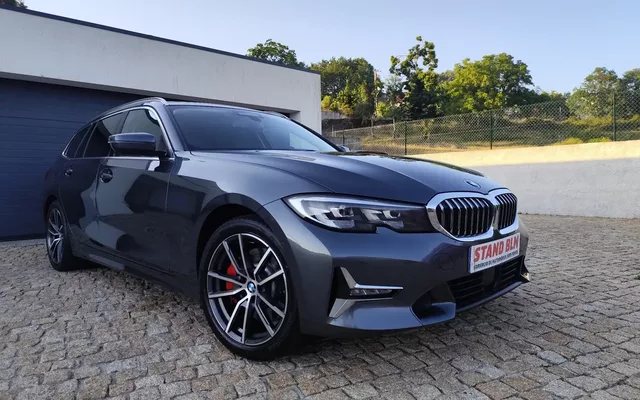 BMW 330 e Line Sport Auto