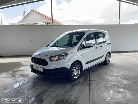 Ford Tourneo Courier 1.5 TDCi Ambiente