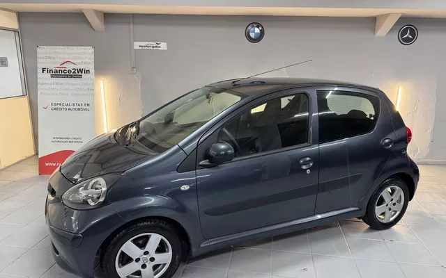 Toyota Aygo 1.0 + AC+VSC