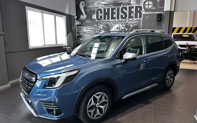 SUBARU Forester Forester 2.0i Hybrid Executive Plus CVT