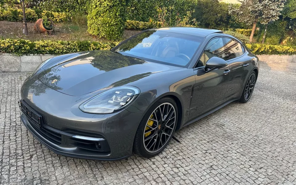 Porsche Panamera 4 S
