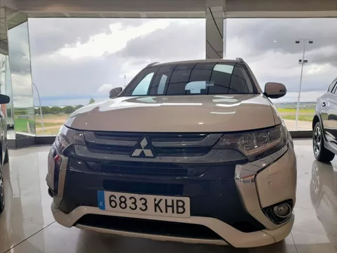 MITSUBISHI Outlander Outlander PHEV Motion 4WD