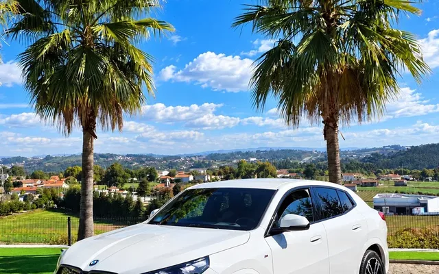 BMW iX2 xDrive30 Pack Desportivo M Pro