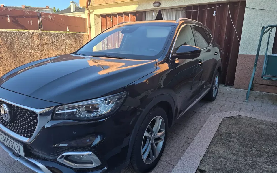MG EHS 1.5 T-GDI Plug-in Hybrid Luxury