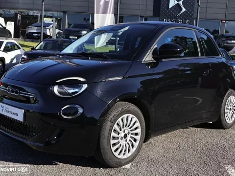 Fiat 500e La Prima