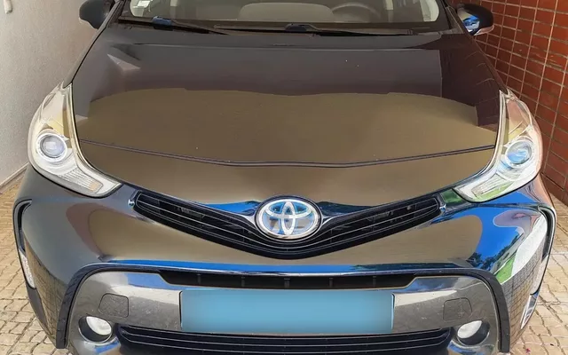 Toyota Prius+