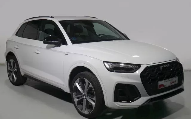 AUDI Q5 Q5 40 TDI quattro-ultra Black line S tronic 150kW