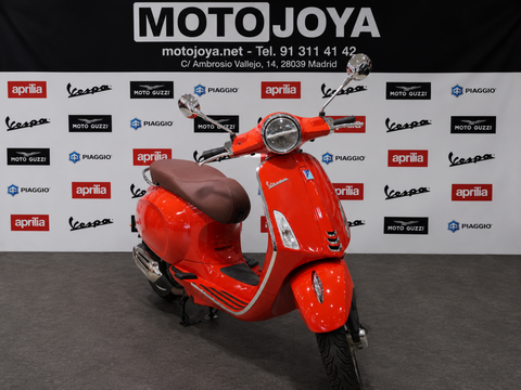 VESPA PRIMAVERA 50