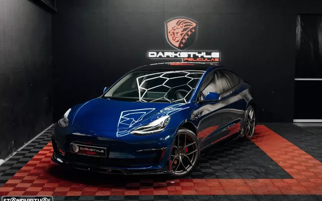 Tesla Model 3 Standard Range Plus RWD