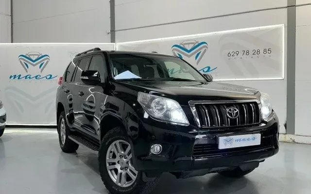 TOYOTA Land Cruiser Land Cruiser D-4D VX Aut. - 33900€ en Almonte