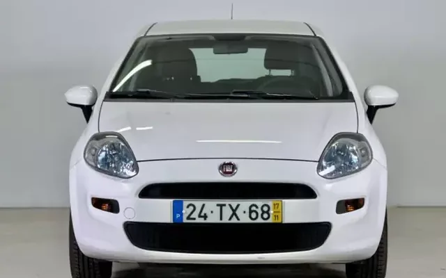 Fiat Punto 2017 1.2 Lounge Start&Stop