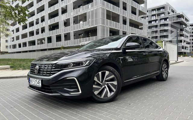 Volkswagen PASSAT 2022