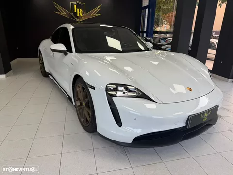 Porsche Taycan Bateria Performance Plus