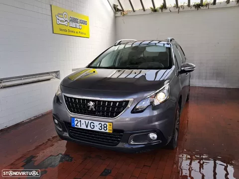 Peugeot 2008 1.2 PureTech Style