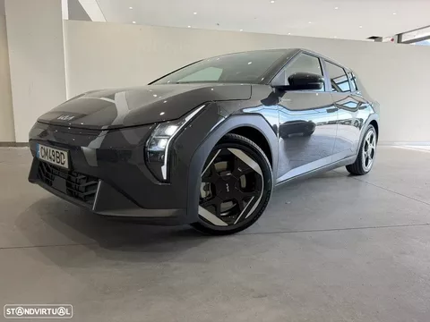Kia EV4 81.4 kWh Tech