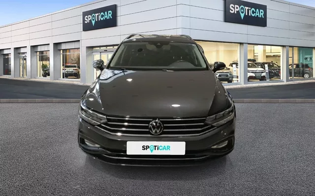 VOLKSWAGEN Passat Passat Variant 2.0TDI EVO Executive DGS7 110kW - 24900€ en LogroÑo