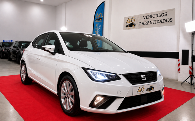 SEAT Ibiza Ibiza 1.0 MPI S&S Ibiza+ 59kW - 14500€ en Granada