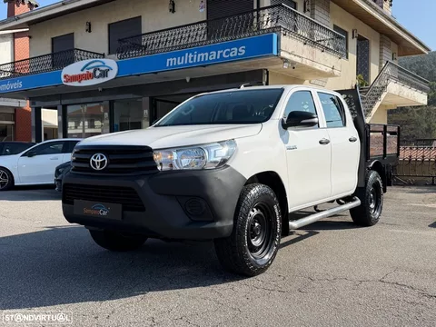 Toyota Hilux 2.4 D-4D 4WD CD CH