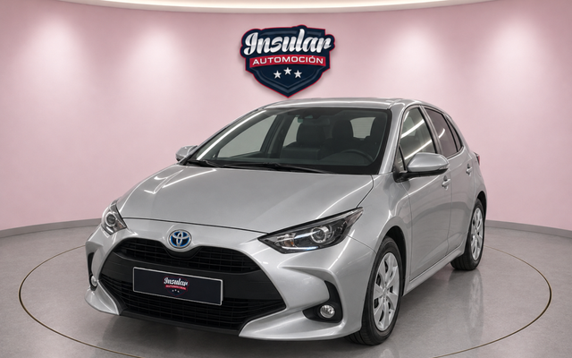 TOYOTA Yaris Yaris 120H 1.5 Business Plus - 13995€ en Palmas de gran canaria