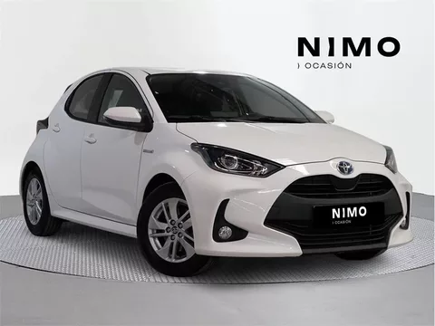 TOYOTA Yaris Yaris 120H 1.5 Business Plus - 18900€ en Huelva