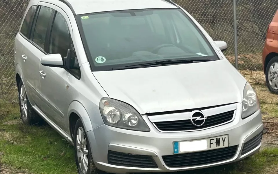 OPEL Zafira Zafira 1.9CDTi Enjoy 120 - 3590€ en Camarena