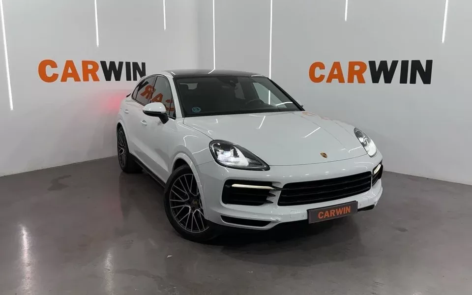 PORSCHE Cayenne 3.0