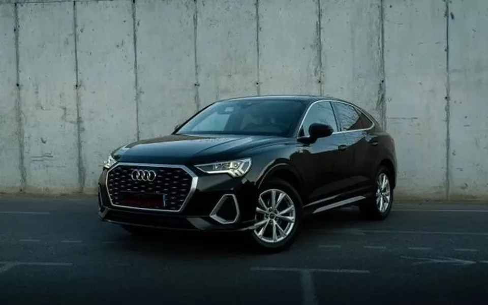 AUDI Q3 S Line