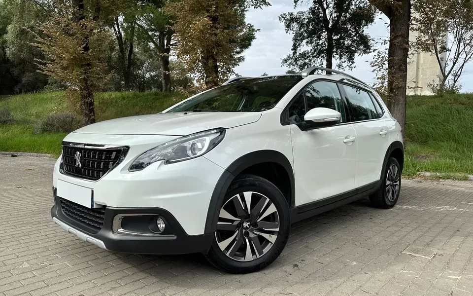 Peugeot 2008 1.2 PureTech Allure EAT6