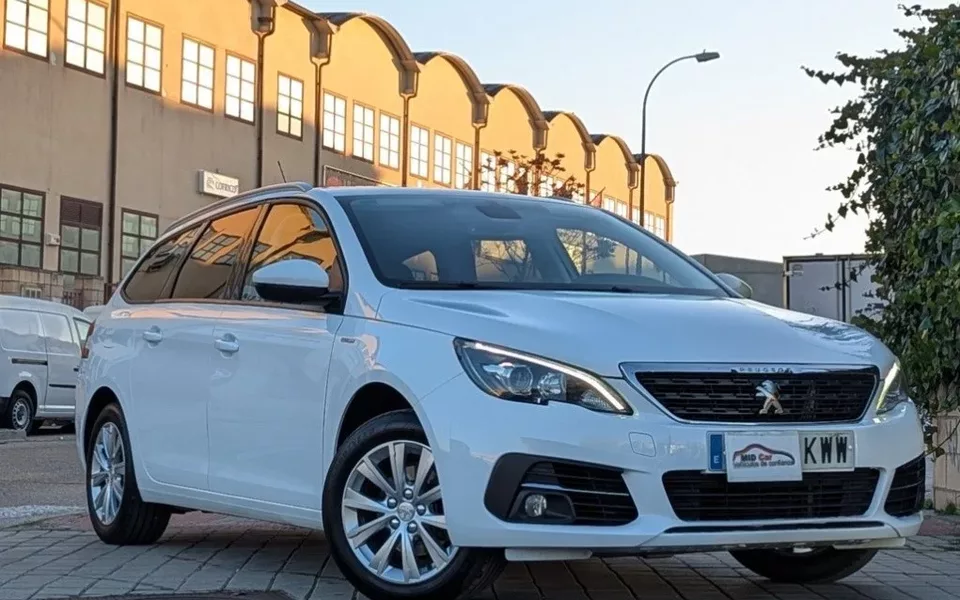 PEUGEOT 308 308 SW 1.5BlueHDi S&S Style EAT6 130