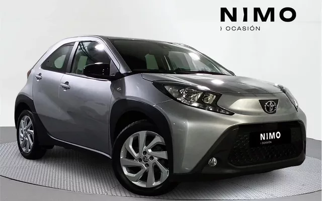 TOYOTA Aygo X Cross AYGO X CROSS 1.0 VVT-I 72CV Play