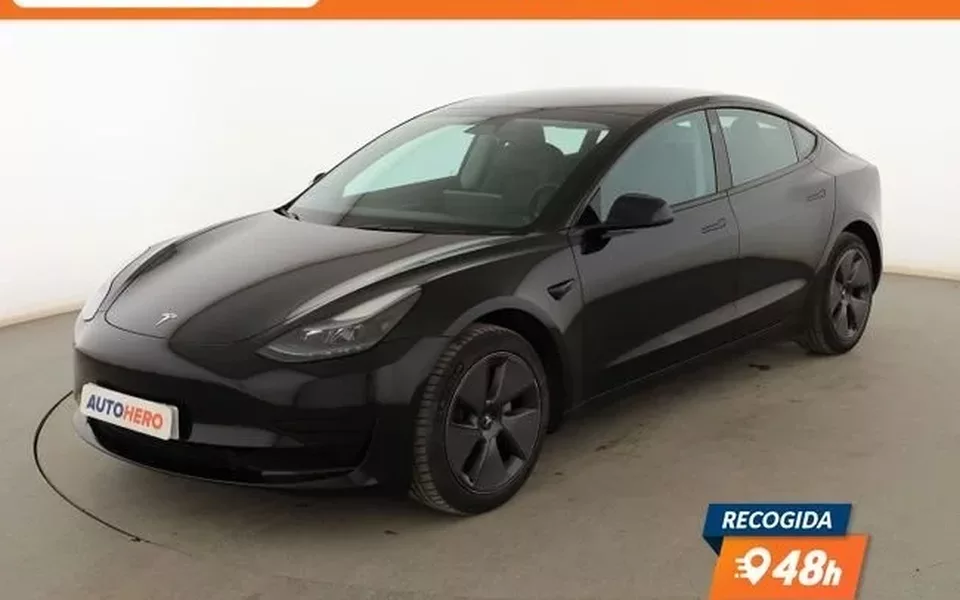 TESLA Model 3 Standard Range