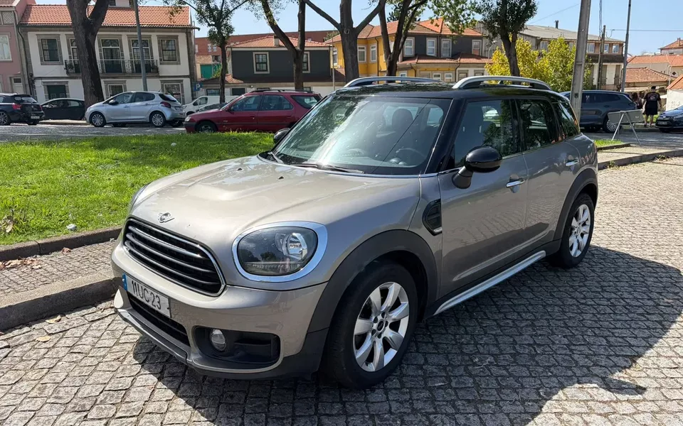 MINI Countryman One D