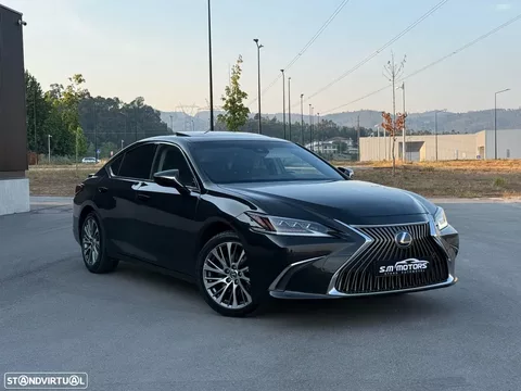 Lexus ES 300h Executive+